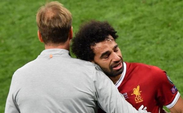 محمد صلاح يفجر ويرد على منتقديه  