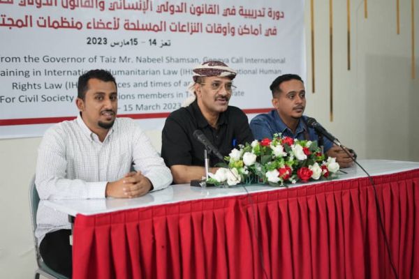 رئيس فرع سياسي المقاومة الوطنية بتعز يلتقي مجموعة من قيادات وأعضاء منظمات المجتمع المدني بالمحافظة 