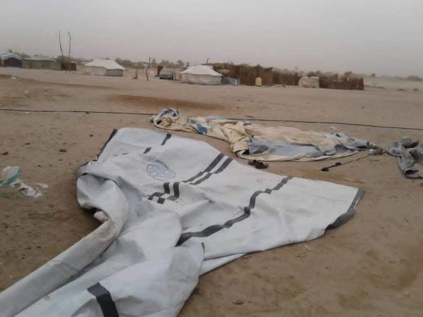 مأرب..الأمطار تخلف أضرارًا واسعة بمخيمات النازحين والوحدة التنفيذية تطلق نداء استغاثة