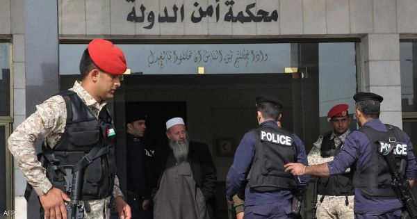 محكمة أمن الدولة الأردنية تقضي بـ إعدام 6 أشخاص في قضية فتى الزرقاء
