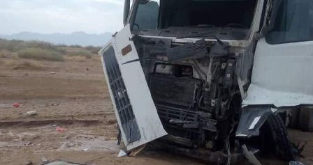 مأرب..لغم حوثي جرفته سيول الأمطار ينفجر في مقطورة لنقل المشتقات النفطية 