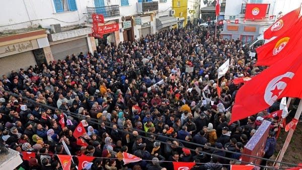 تونس.. تظاهرات في شارع بورقيبة تطالب برحيل الإخوان