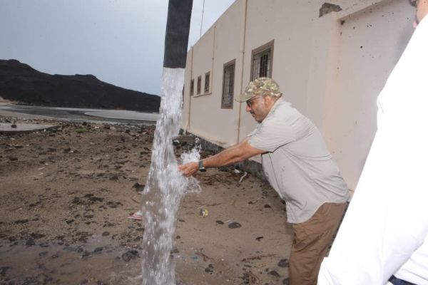 فيديو+صور| العميد طارق صالح يفتتح ثلاثة مشاريع حيوية في مديرية ذو باب المندب