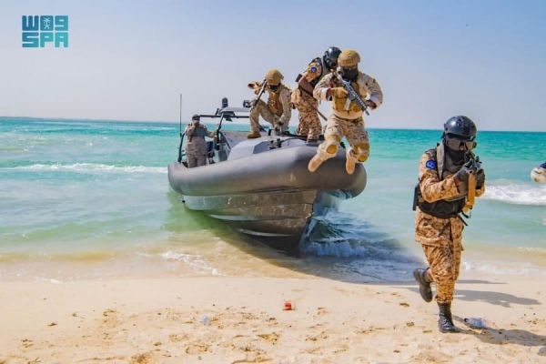 التمرين السعودي السوداني "الفلك 4" يواصل مناوراته في البحر الأحمر