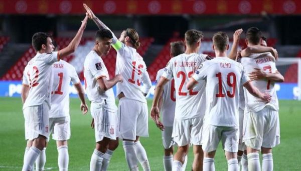 تصفيات كأس العالم.. سبب غريب ينهي مران منتخب إسبانيا مبكرا