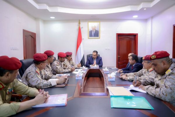 اجتماع مشترك لوزارتي الدفاع والمالية ورئاسة هيئة الأركان 