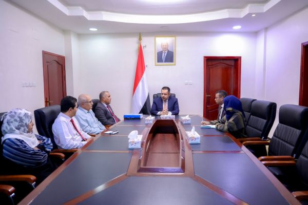اختلالات "المبتعثين" في الخارج بيد رئيس الوزراء