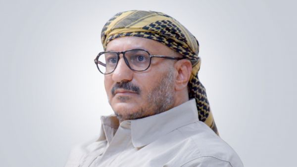 قائد المقاومة الوطنية: نؤيد كل إجراء يخفف معاناة المواطنين ومعركتنا مع الحوثي أساسها الدفاع عن الناس ودولتهم