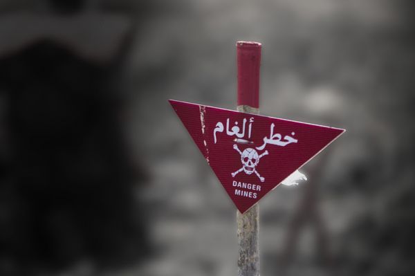 تزامنًا مع الهدنة... مرصد حقوقي يناشد المبعوث الأممي للضغط على الحوثيين بتسليم خرائط الألغام 