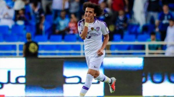 الهلال السعودي يجدد عقد "عموري" موسم إضافي