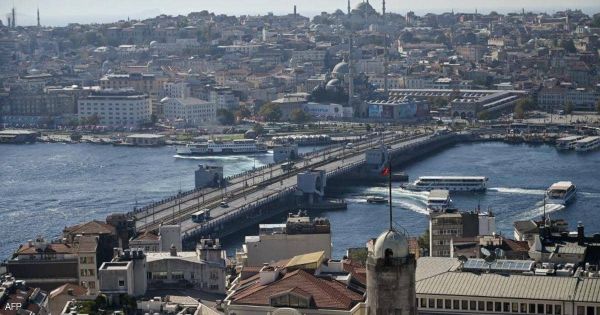 تركيا تعتقل 10 أدميرالات متقاعدين بعد انتقادهم مشروعا لاردوغان