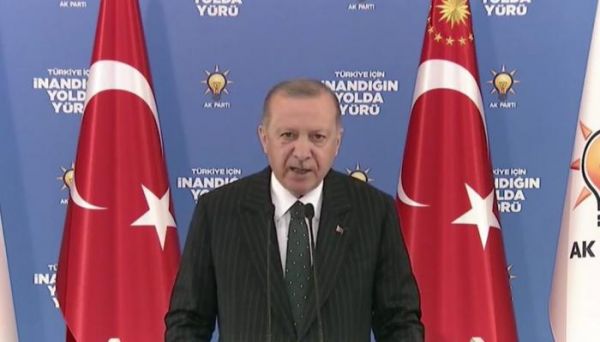 أردوغان يخسر الرئاسة.. الأتراك يختارون "يافاش" و"المرأة الحديدية"