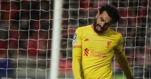 كلوب بعد الفوز على بنفيكا: محمد صلاح يمر ;بفترة صعبة