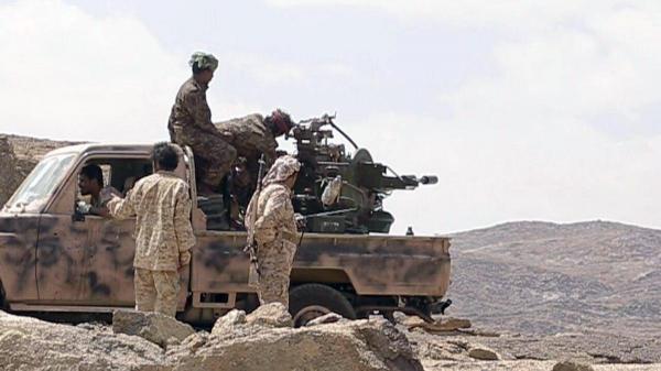 البيضاء.. مليشيات الحوثي تتكبد خسائر فادحة بهجوم مباغت للقوات الحكومية في ناطع