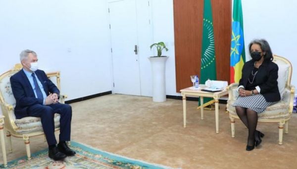 ثاني زيارة خلال شهرين.. تجراي محور مباحثات مبعوث أوروبا في إثيوبيا