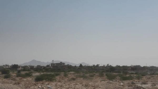 مليشيا الحوثي تقصف أحياء سكنية في حيس جنوب الحديدة