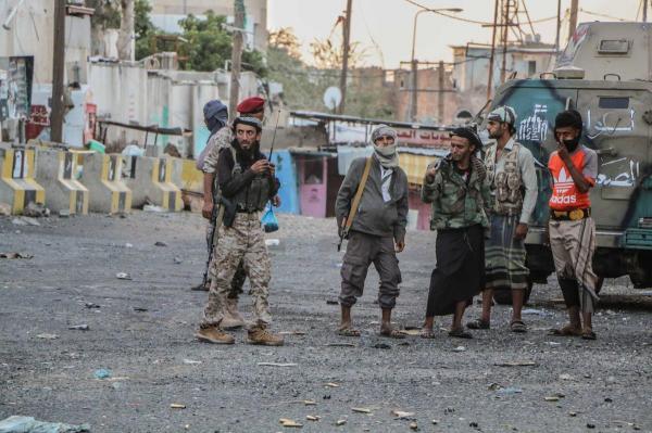 مجدداً.. فأر تعز يعود لافتعال المشاكل في المدينة 