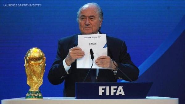 بلاتر: لا يزال بإمكان الولايات المتحدة استضافة كأس العالم بدلا من قطر