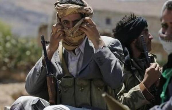 عصابات مسلحة تنهب محل الكترونيات في مدينة إب