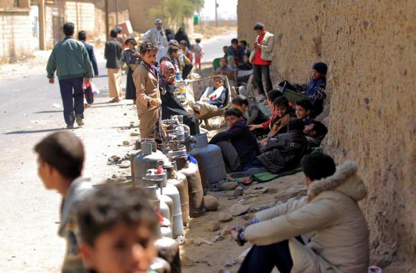 أزمة الغاز في صنعاء.. تقويضٌ للحياة واستلاب للناس