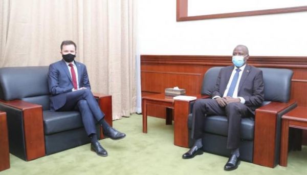 السودان وبولندا يبحثان تعزيز العلاقات الثنائية بين البلدين