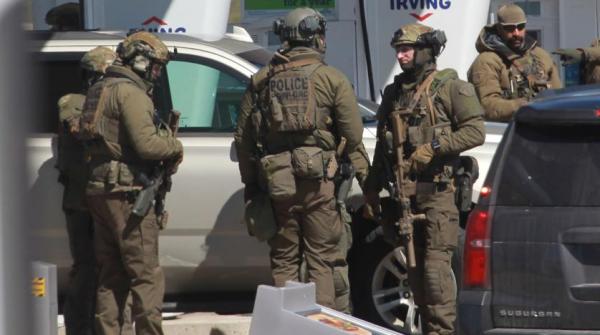 كندا..  مسلح يقتل 16 شخصا على الأقل بينهم شرطية 