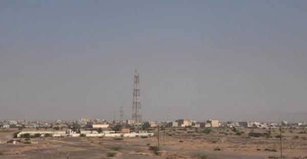 الإعلام العسكري يوثّق 24 خرقاً حوثياً للهدنة في جبهات الساحل الغربي خلال يوم