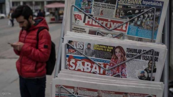 بتهمة الإرهاب.. إعادة 6 من صحفيي "جمهوريت" التركية للسجن