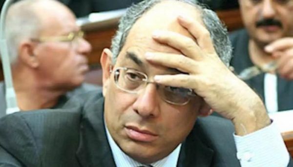 براءة آخر وزير مالية في عهد مبارك من تهمة فساد