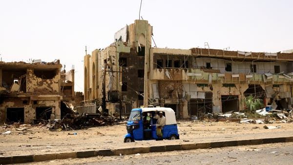 الهلال الأحمر السوداني: الجثث بالخرطوم كثيرة ولا يمكن تغطيتها