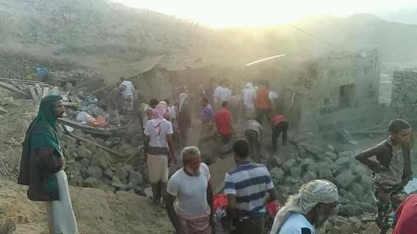 أول تعليق حكومي على مجزرتي الحوثي أمس بحق المدنيين في تعز والبيضاء