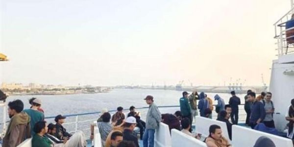 إجلاء دفعة ثانية من الرعايا اليمنيين في السودان