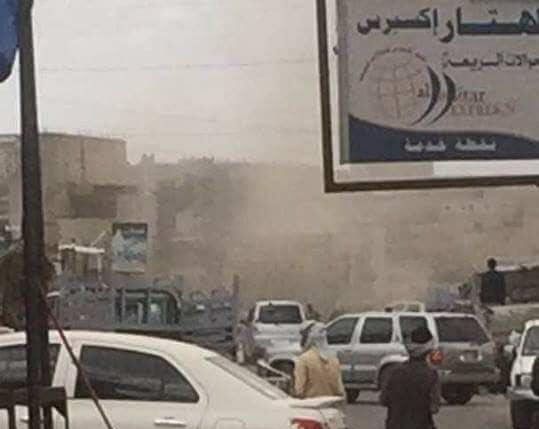 مقتل وجرح عدد من المدنيين بقصف صاروخي حوثي استهدف سوقاً في البيضاء