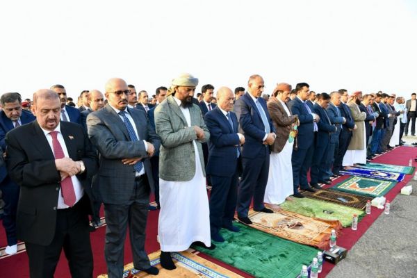 نائب رئيس مجلس القيادة الرئاسي العميد طارق صالح: تجمعنا عدن وتنتظرنا صنعاء سلما أو حربا