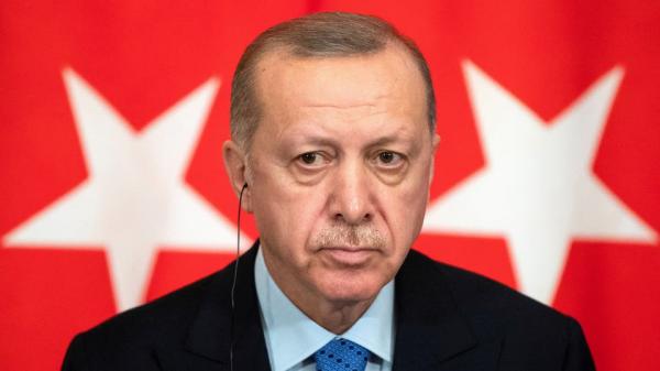 أردوغان يهدد بالتصعيد في  سوريا ويوجه رسالة إلى مرتزقته في ليبيا 
