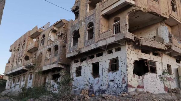 لجنة التحقيق الوطنية تقف على الدلائل المادية لجرائم مليشيا الحوثي بحق المدنيين في تعز