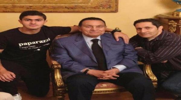كيف احتفل مبارك بعيد ميلاده التسعين ؟