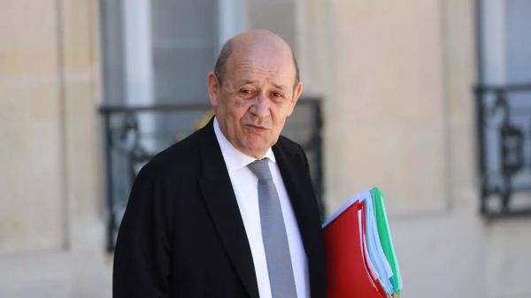 لودريان في بيروت.. "لبنان ليس حتى على طاولة البحث الدولي"