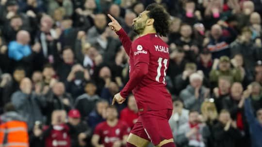 ليفربول يعزز مركزه وصلاح يحقق أفضل رقم تهديفي 