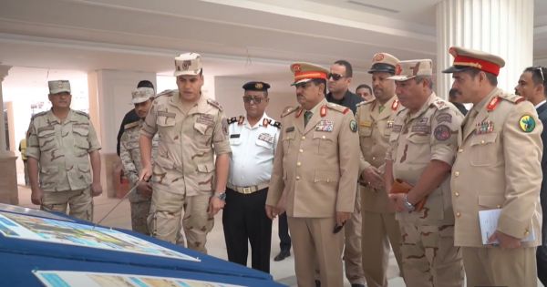 فيديو| وزير الدفاع يزور مبنى "الأوكتاجون" في العاصمة الإدارية الجديدة لمصر