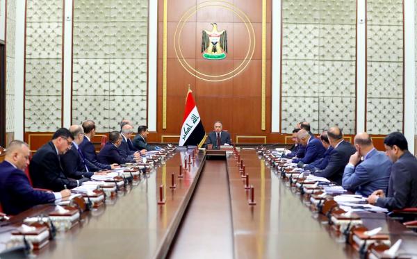 وثيقة.. رئيس الوزراء العراقي  يحيل عبد المهدي وحكومته إلى التقاعد 
