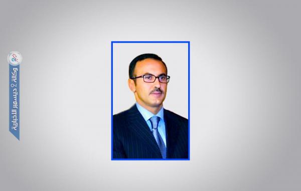 أحمد علي عبدالله صالح يُعزي العطار في وفاة والدته