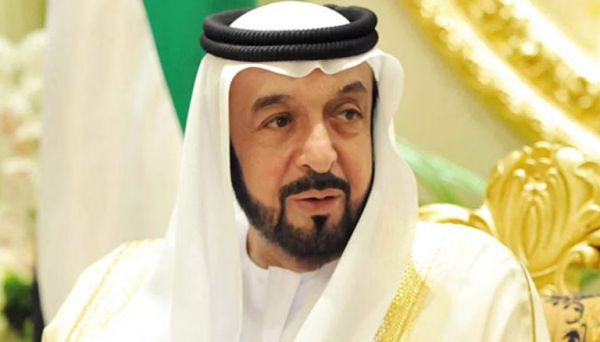 الملك سلمان يوجه بإقامة صلاة الغائب على الشيخ خليفة بن زايد في الحرمين