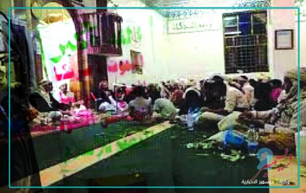مليشيا الحوثي منعت صلاة التراويح بمكبرات الصوت وتبث محاضرات سيدها