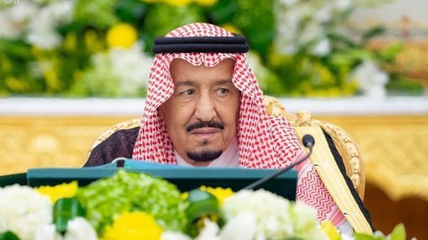 العاهل السعودي يدعو لعقد قمتين خليجية وعربية طارئة نهاية مايو