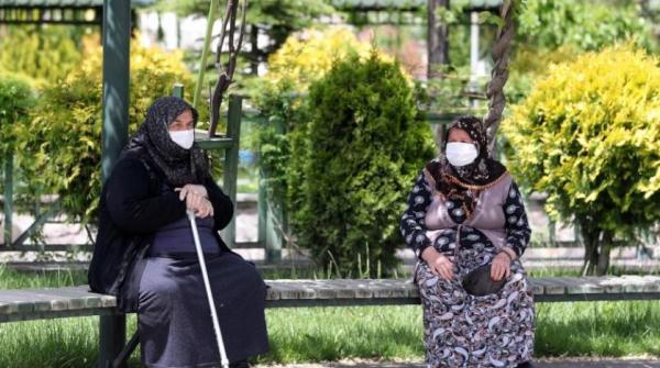 تركيا تعلن حظر تجوال كامل  بعيد الفطر لمواجهة  لتفشي كورونا 