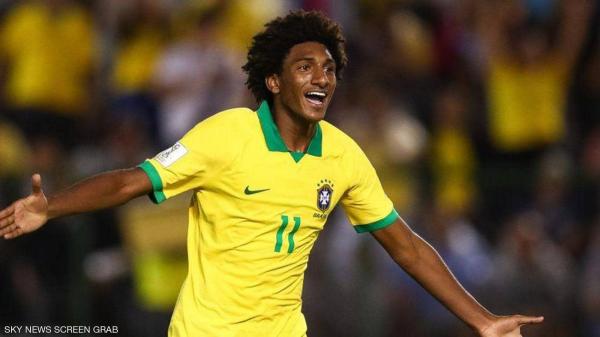 سباق أوروبي على "نيمار جديد" .. وليفربول الأكثر ترقبا 