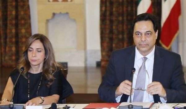 تعيين وزيرة الدفاع اللبنانية زينة عكر وزيرة للخارجية بدلاً عن شربل 