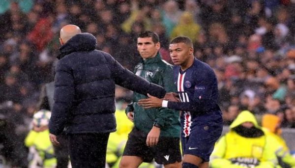 مبابي وريال مدريد.. هل تتأثر المفاوضات بمستقبل زيدان؟