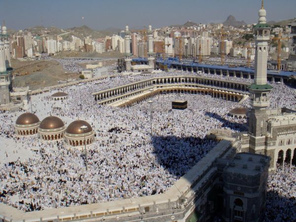 الأوقاف تعلن تكاليف الحج لموسم 1443هـ وتحدد أسماء الوكالات المعتمدة لتفويج الحجاج 